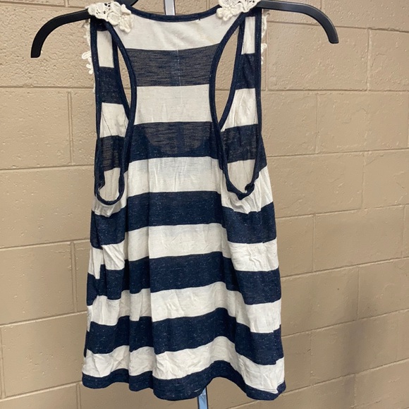 Fall tank top - Picture 2 of 2